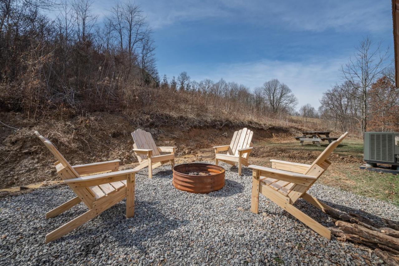 Family Friendly ~ Hocking Hills Cabin ~ Close To Caves, W/Wifi South Bloomingville Exterior foto